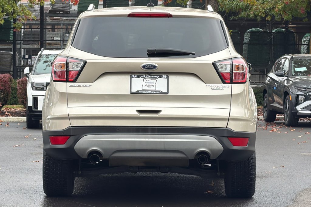 Used 2017 Ford Escape Titanium FWD image 5