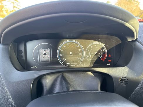 Used 2017 Jaguar F-PACE Prestige image 19