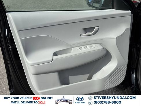 Used 2026 Hyundai Kona SE FWD image 19