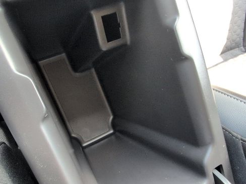 Used 2019 Chevrolet Colorado Z71 image 23