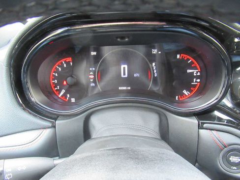 Used 2023 Dodge Durango GT image 27