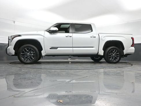 Used 2024 Toyota Tundra Platinum AWD/4WD image 44