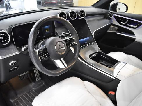 Certified 2024 Mercedes-Benz GLC 300 4MATIC image 19