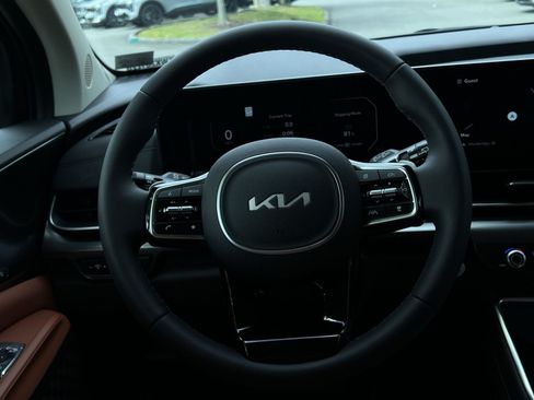 New 2026 Kia Carnival SX Prestige FWD image 31