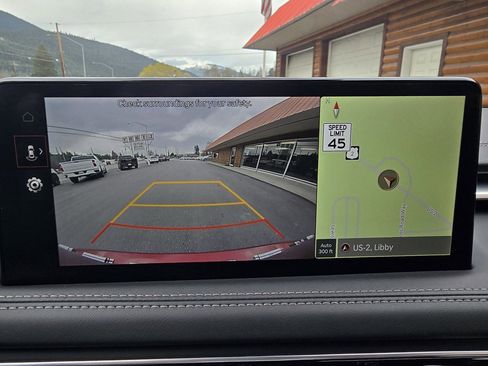 Used 2023 Genesis G70 2.0T image 21