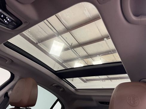 Used 2020 Alfa Romeo Stelvio Ti w/ Active Blind Spot Package image 25