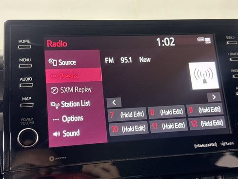 Used 2021 Toyota Camry XLE FWD image 30