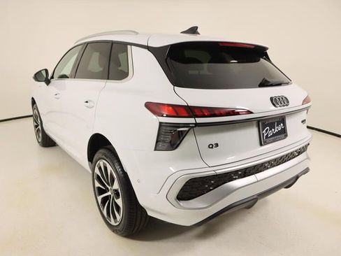 New 2026 Audi Q3 quattro 2.0T image 3