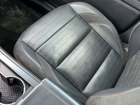 Certified 2024 Lincoln Nautilus Reserve w/ Equipment Group 202A image 34