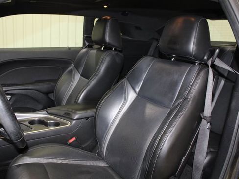 Used 2018 Dodge Challenger SXT Plus image 11