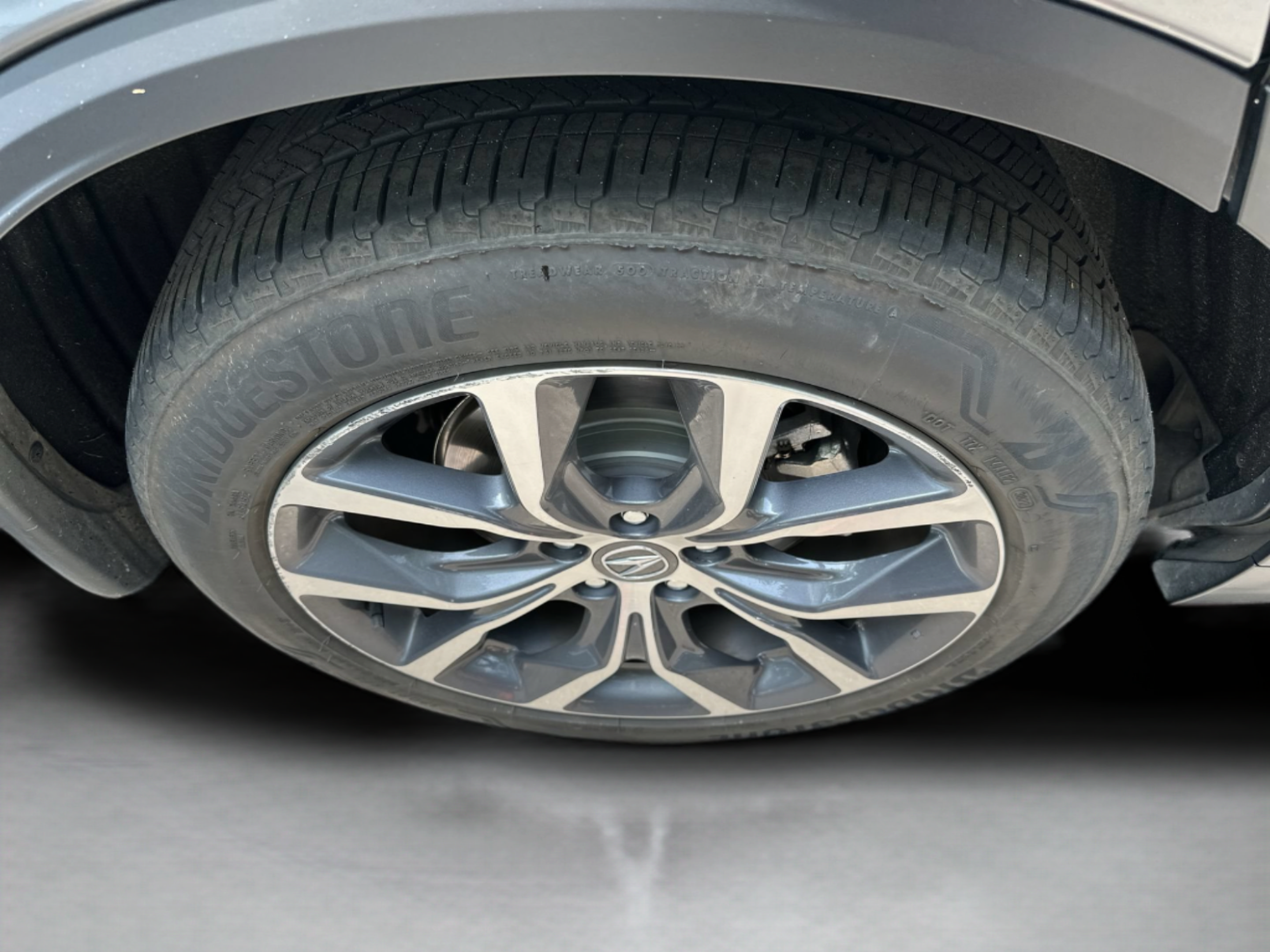 Used 2023 Acura MDX w/ Technology Package FWD image 24
