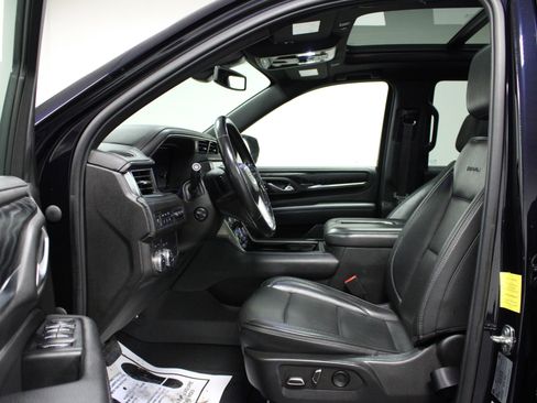 Used 2022 GMC Yukon Denali image 12