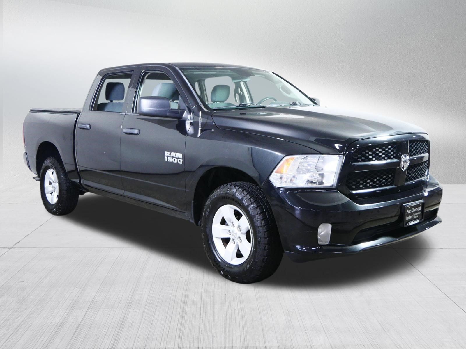 Used 2017 RAM 1500 Express AWD/4WD image 1