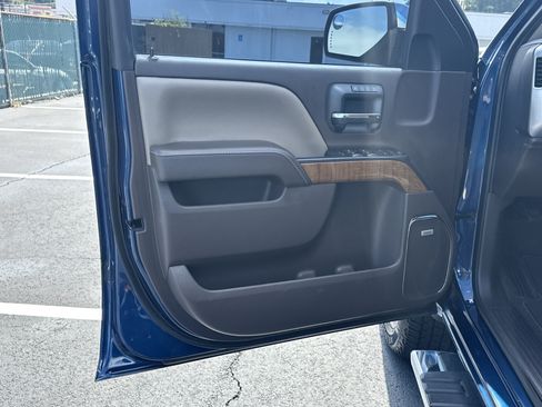 Used 2017 GMC Sierra 1500 SLT AWD/4WD image 10