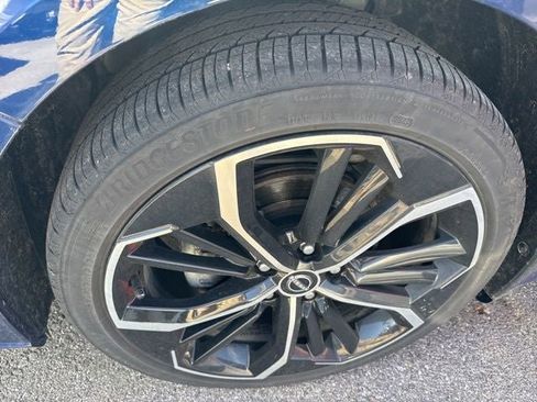 Used 2023 Nissan Altima 2.5 SR w/ SR Premium Package image 27