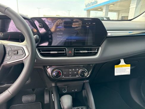 New 2026 Chevrolet TrailBlazer LT w/ Convenience Package AWD/4WD image 18