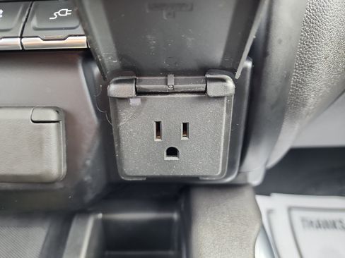 Certified 2020 GMC Sierra 1500 SLT w/ SLT Premium Plus Package image 17