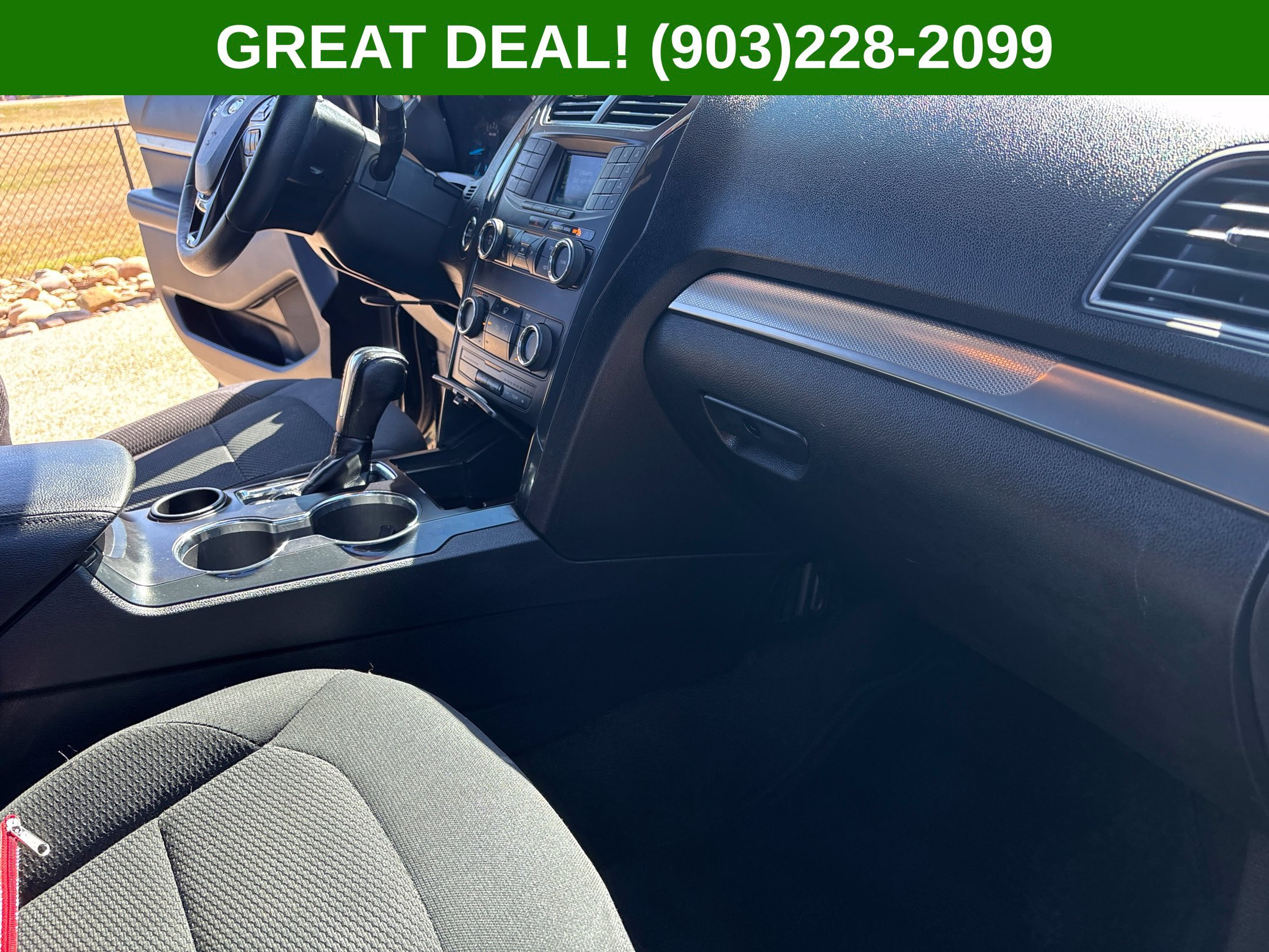 Used 2018 Ford Explorer XLT FWD image 53