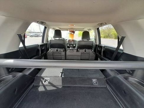 Used 2020 Toyota 4Runner TRD Off-Road Premium w/ Moonroof Package AWD/4WD image 46
