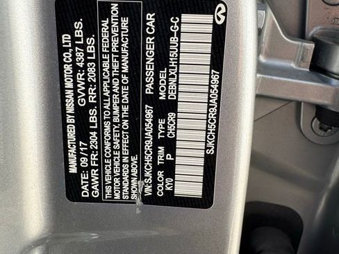 Used 2018 INFINITI QX30 Premium w/ Cargo Package image 25