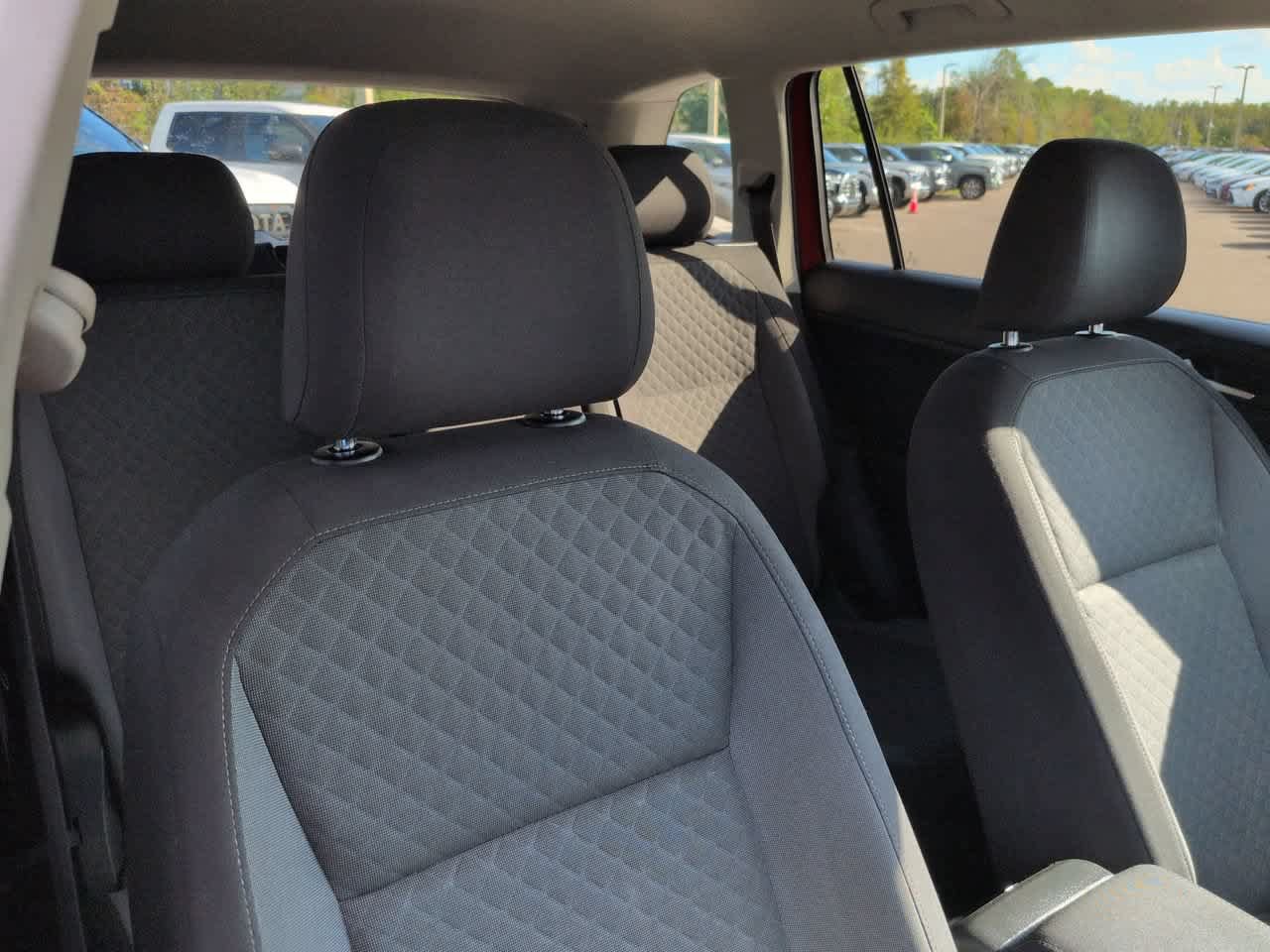 Used 2019 Volkswagen Tiguan S w/ Driver Assistance Package FWD image 7
