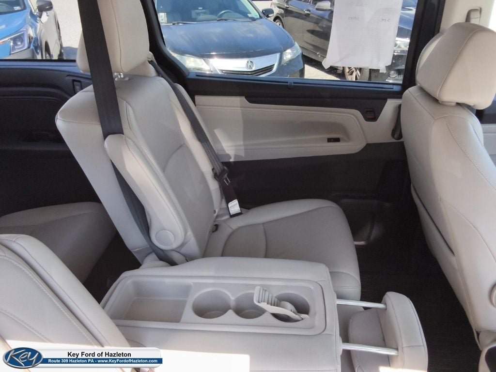 Used 2025 Honda Odyssey EX-L image 16