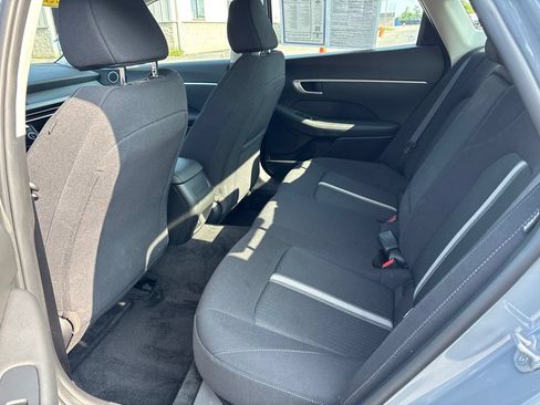Used 2025 Hyundai Sonata SEL AWD/4WD image 16
