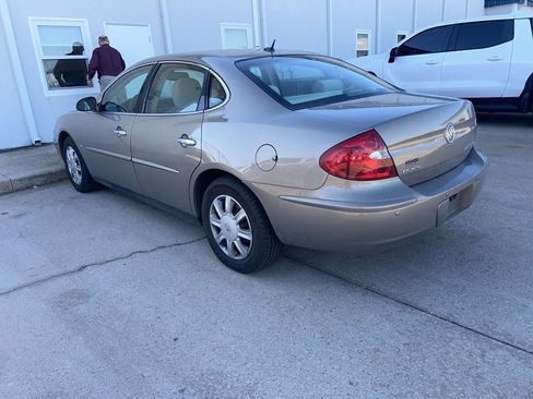 Used 2006 Buick LaCrosse CX image 4
