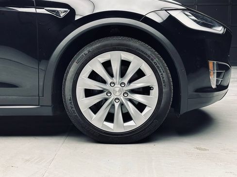 Used 2021 Tesla Model X Long Range AWD/4WD image 42
