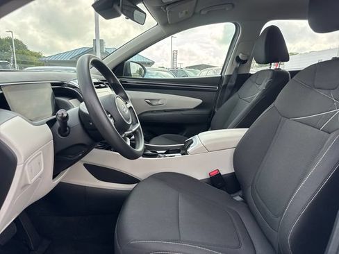 Used 2024 Hyundai Tucson SE FWD image 13