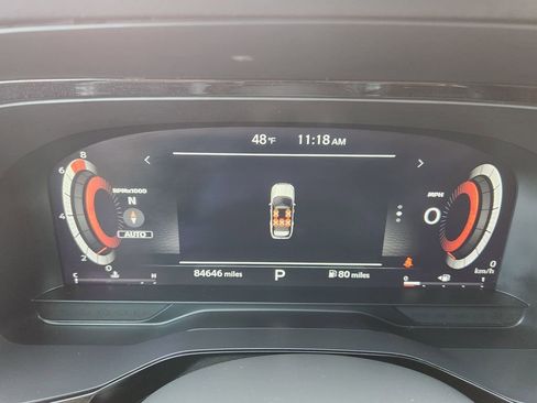 Used 2022 Nissan Pathfinder Platinum w/ Cargo Package image 18