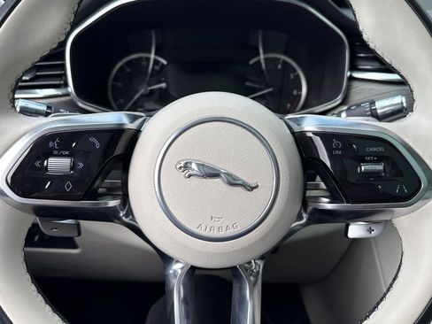 Used 2022 Jaguar F-PACE S AWD/4WD image 16