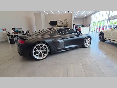 Used 2017 Audi R8 V10 plus AWD/4WD image 36
