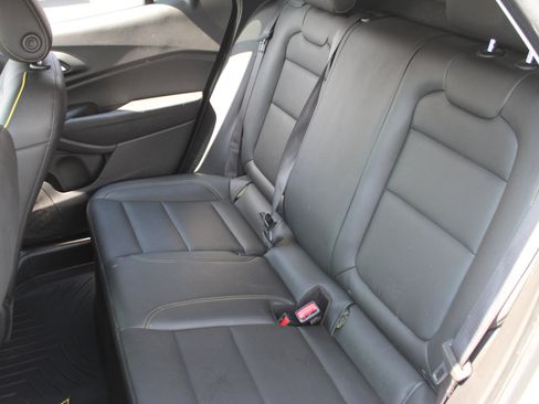 Used 2025 Chevrolet Trax ACTIV w/ Driver Confidence Package FWD image 26