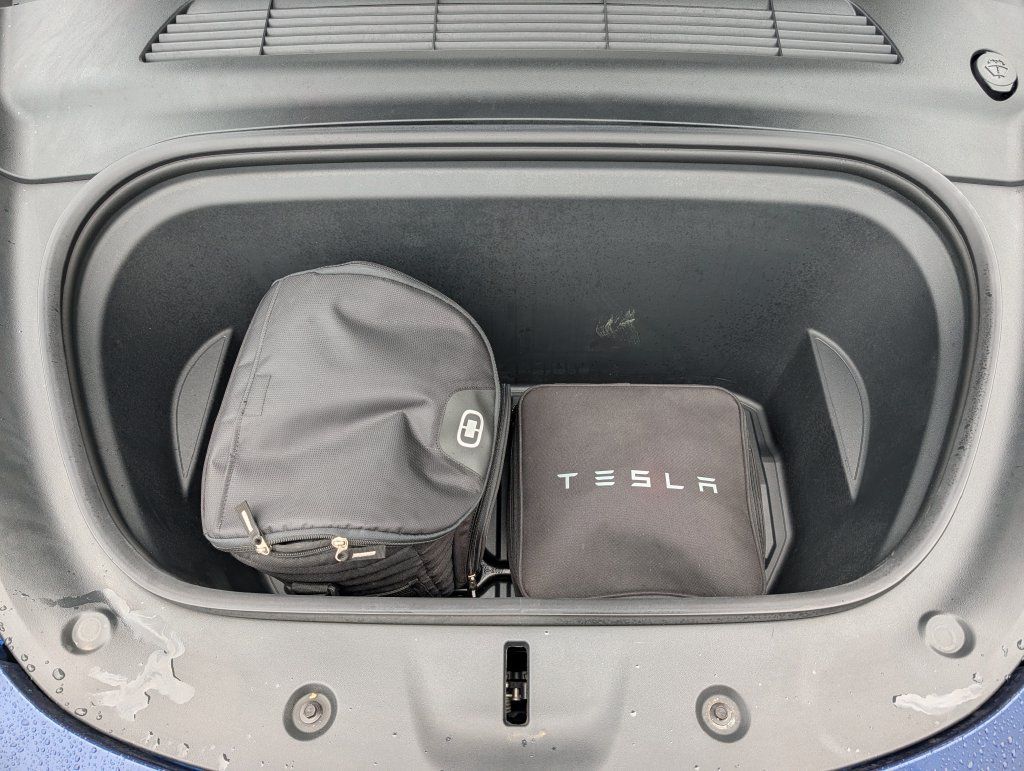 Used 2022 Tesla Model Y Long Range AWD/4WD image 12