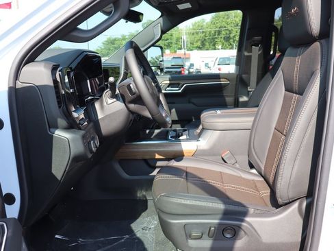 New 2026 Chevrolet Silverado 3500 High Country w/ Technology Package AWD/4WD image 5