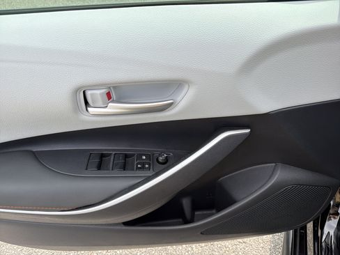 Certified 2025 Toyota Corolla FX w/ Convenience Package FWD image 20