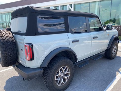 Used 2024 Ford Bronco Badlands AWD/4WD image 5