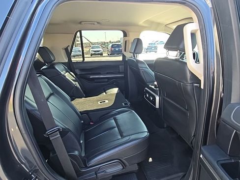 Used 2022 Ford Expedition XLT AWD/4WD image 31