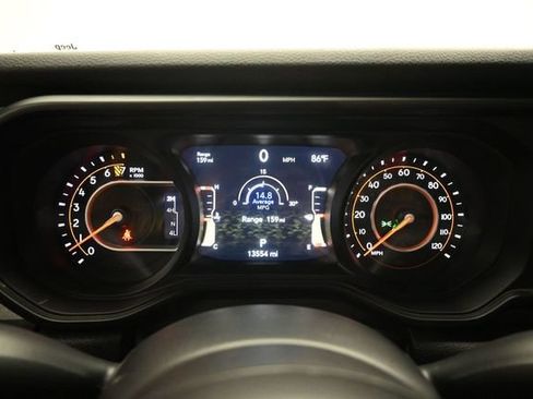 Used 2024 Jeep Gladiator Sport AWD/4WD image 5