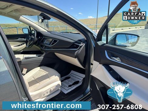 Used 2022 Buick Enclave Avenir w/ Avenir Technology Package AWD/4WD image 25