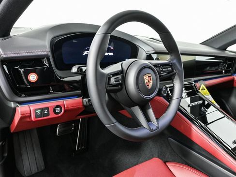 New 2025 Porsche Panamera RWD image 4
