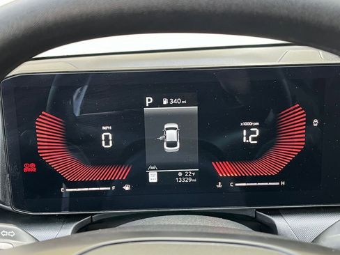 Used 2025 Kia K4 LXS image 36