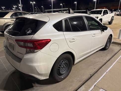 Used 2023 Subaru Impreza 2.0i image 2