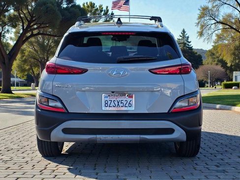 Certified 2022 Hyundai Kona SEL image 6