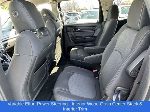 Used 2015 Chevrolet Traverse LT w/ Traveler's Package image 18