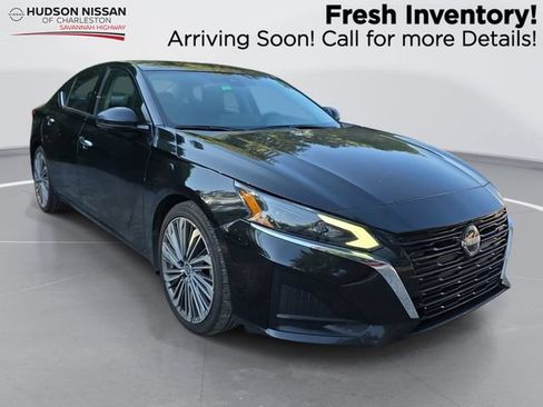 Used 2023 Nissan Altima 2.5 SL FWD image 1