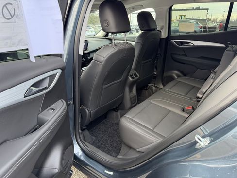 New 2026 Buick Envision Avenir image 9