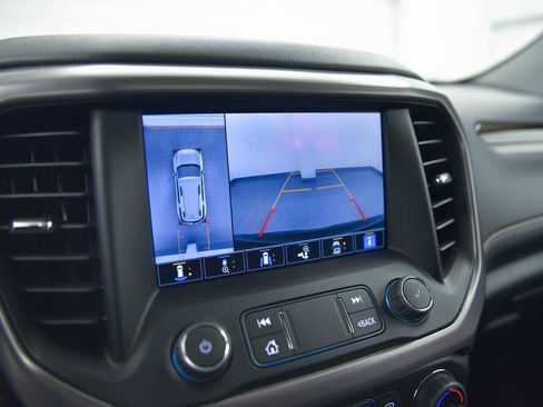 Used 2023 GMC Acadia AT4 image 19