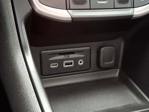 Used 2023 GMC Terrain AT4 image 24